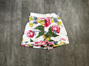 1940s shorts . vintage 40s floral shorts . 31 waist