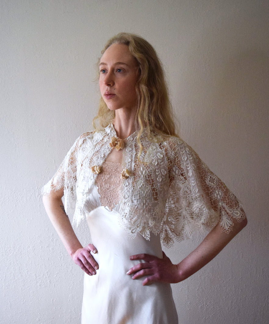 Antique lace capelet . vintage bridal cape