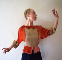 Load image into Gallery viewer, 1930s silk velvet and gold lamé blouse . size xs to small