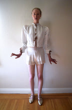 Load image into Gallery viewer, RESERVED . Antique 1890s blouse . mutton sleeve top . size xs to small