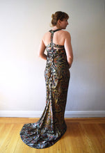 Load image into Gallery viewer, 1930s House of Worth couture silk lamé gown . size medium to m/l