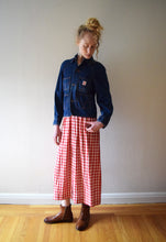 Load image into Gallery viewer, 1950s denim jacket . vintage Tuf Nut jacket . size xs to s