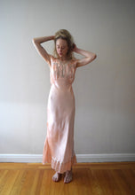 Load image into Gallery viewer, 1930s 1940s pink satin slip dress . lace trim nightgown . size small to m/l