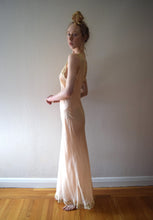 Load image into Gallery viewer, 1930s bias cut silk slip . vintage 30s gown . size small to medium