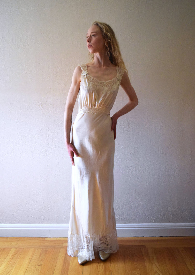 Vintage 1930s silk satin gown . bridal slip dress . size xs to medium