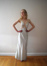 Load image into Gallery viewer, 1940s silk satin and lace bias cut gown . size xs to s/m