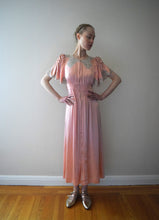 Load image into Gallery viewer, 1930s silk rayon satin dressing gown . size xs to small