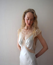 Load image into Gallery viewer, 1940s silk satin and lace bias cut gown . size xs to s/m