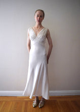 Load image into Gallery viewer, 1930s ivory silk satin and lace gown . vintage slip dress . size xs to small