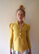 Load image into Gallery viewer, 1930s yellow sweater . vintage 30s wool knit . size xs to small