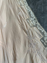 Load image into Gallery viewer, 1930s silk jacquard slip dress . 30s gown . size small to medium