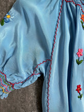 Load image into Gallery viewer, 1930s blue silk Hungarian embroidered blouse . size xs to small