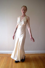 Load image into Gallery viewer, 1930s silk slip dress . vintage 30s nightgown . size small