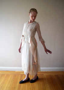 Antique 1910s embroidered net dress . vintage wedding dress . size xs to small