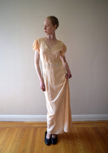 Load image into Gallery viewer, 1930s silk jacquard slip dress . 30s gown . size small to medium