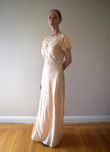 Load image into Gallery viewer, 1930s silk jacquard slip dress . 30s gown . size small to medium