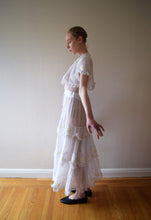 Load image into Gallery viewer, Antique Edwardian 1910s embroidered dress . size xs to small