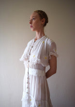 Load image into Gallery viewer, Antique Edwardian 1910s embroidered dress . size xs to small