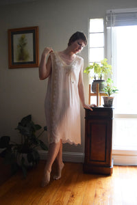 1920s silk and inset lace chemise . vintage shift dress . size xs to medium