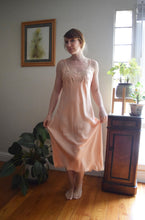 Load image into Gallery viewer, 1930s silk and lace slip dress . size small to m/l