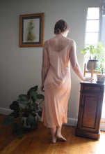 Load image into Gallery viewer, 1930s silk and lace slip dress . size small to m/l