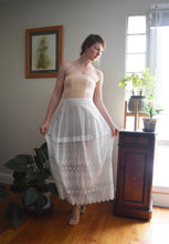 Load image into Gallery viewer, Antique petticoat skirt . Edwardian era fashion. 32 waist