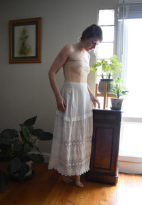 Antique petticoat skirt . Edwardian era fashion. 32 waist