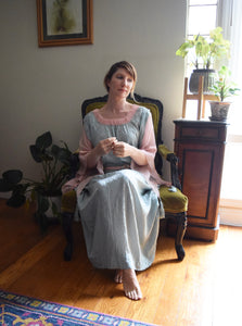 1910s 1920s dressing gown . silk boudoir peignoir robe . flexible size