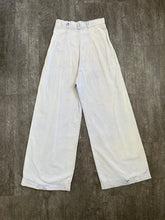 Load image into Gallery viewer, Late 1930s sportswear pants . vintage 30s pants . 25-26 waist