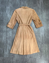 Load image into Gallery viewer, 1940s suede leather trench coat . vintage 40s jacket . size small to medium